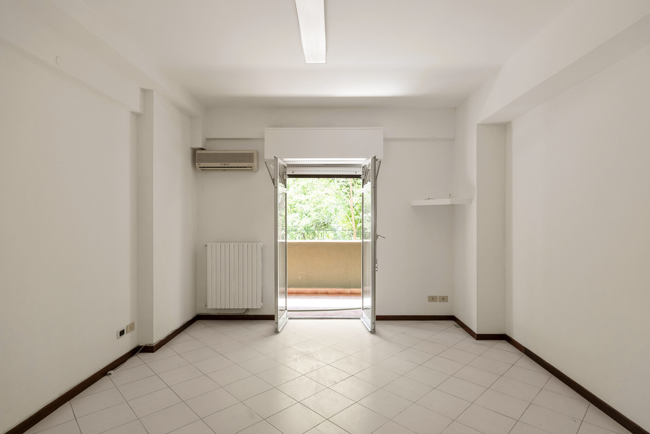 Via_Croce_Rossa-19